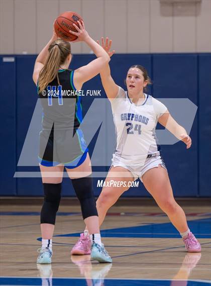 Thumbnail 1 in Credo vs. Branson photogallery.