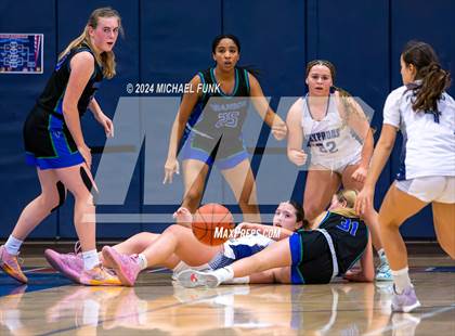 Thumbnail 2 in Credo vs. Branson photogallery.