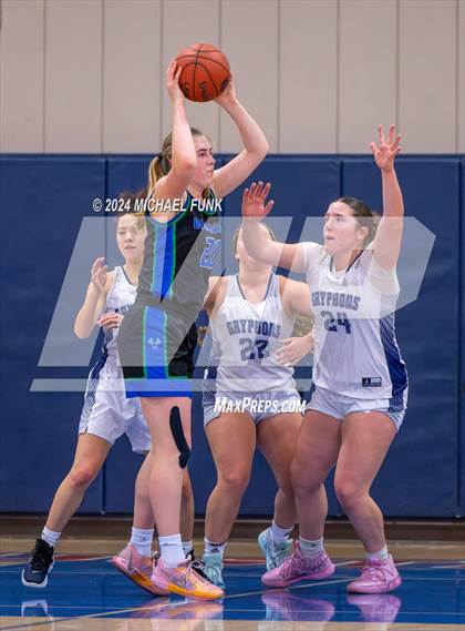 Thumbnail 3 in Credo vs. Branson photogallery.