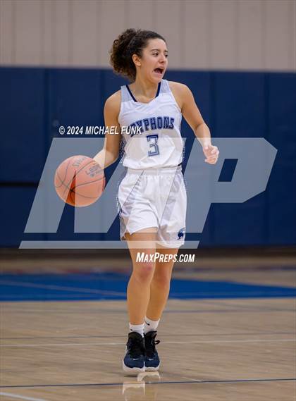 Thumbnail 3 in Credo vs. Branson photogallery.
