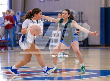 Thumbnail 2 in Credo vs. Branson photogallery.