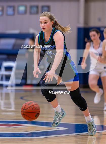 Thumbnail 3 in Credo vs. Branson photogallery.
