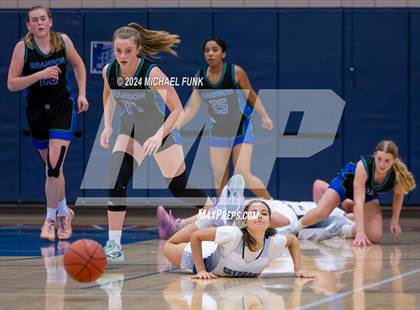 Thumbnail 3 in Credo vs. Branson photogallery.