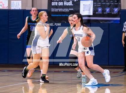 Thumbnail 3 in Credo vs. Branson photogallery.