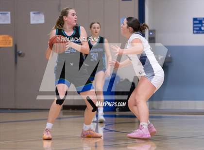 Thumbnail 2 in Credo vs. Branson photogallery.