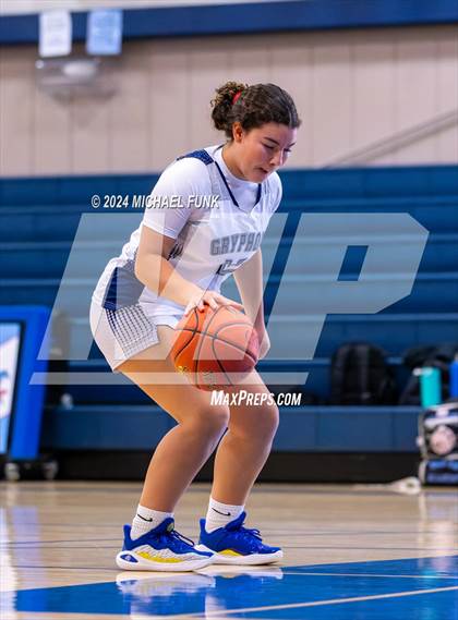 Thumbnail 1 in Credo vs. Branson photogallery.
