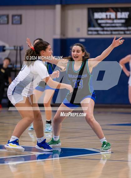 Thumbnail 2 in Credo vs. Branson photogallery.