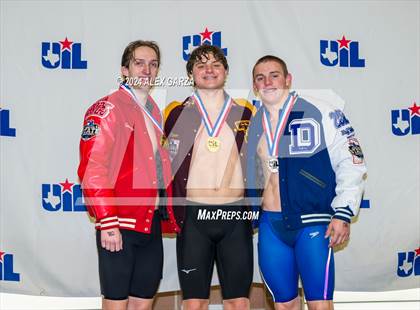 Thumbnail 2 in UIL 4A Swimming & Diving Finals (Awards) photogallery.