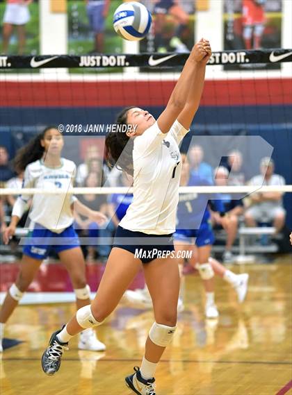 Thumbnail 2 in Xavier College Prep vs. La Costa Canyon (Durango Fall Classic) photogallery.