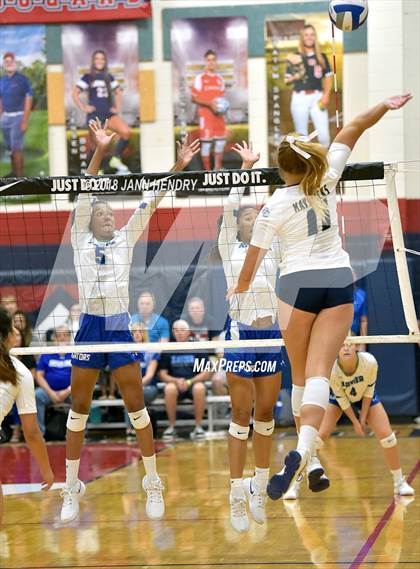 Thumbnail 2 in Xavier College Prep vs. La Costa Canyon (Durango Fall Classic) photogallery.
