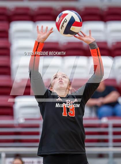 Thumbnail 1 in Tom Bean vs. Bells (Hwy 75 Volleyfest) photogallery.
