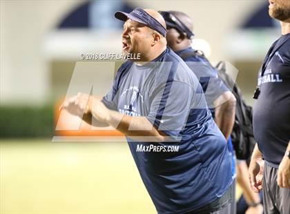 Thumbnail 2 in Stall vs. Philip Simmons (Sertoma Classic) photogallery.