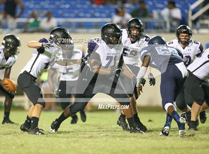 Thumbnail 1 in Stall vs. Philip Simmons (Sertoma Classic) photogallery.