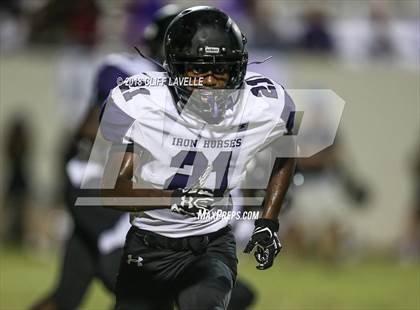 Thumbnail 1 in Stall vs. Philip Simmons (Sertoma Classic) photogallery.