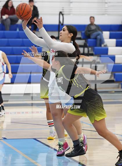 Thumbnail 1 in Fremont @ Hillsdale photogallery.