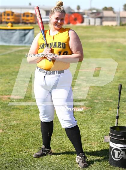 Thumbnail 2 in Saguaro vs. Browne photogallery.