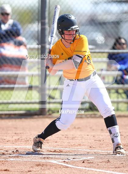 Thumbnail 3 in Saguaro vs. Browne photogallery.