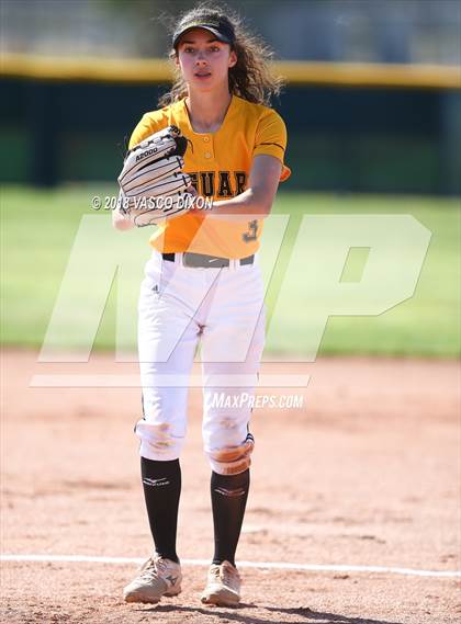 Thumbnail 2 in Saguaro vs. Browne photogallery.