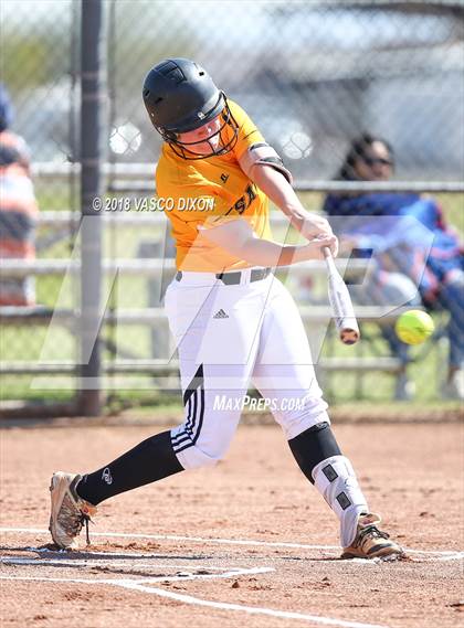 Thumbnail 1 in Saguaro vs. Browne photogallery.