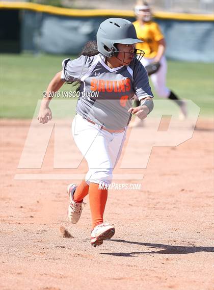 Thumbnail 2 in Saguaro vs. Browne photogallery.