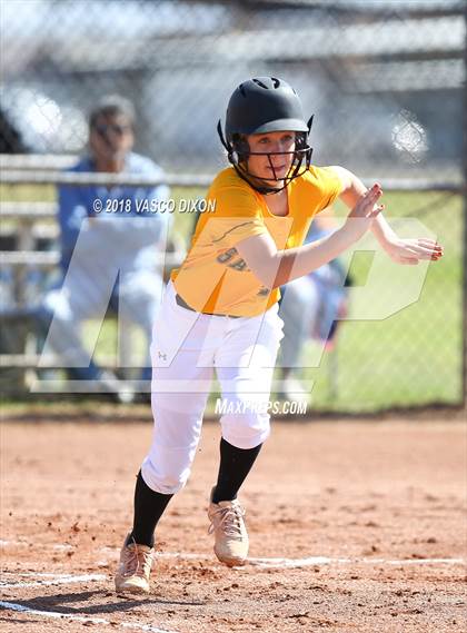 Thumbnail 2 in Saguaro vs. Browne photogallery.