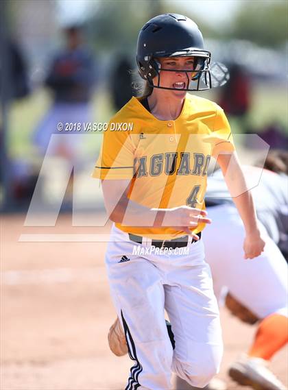 Thumbnail 2 in Saguaro vs. Browne photogallery.