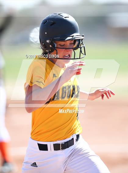 Thumbnail 2 in Saguaro vs. Browne photogallery.