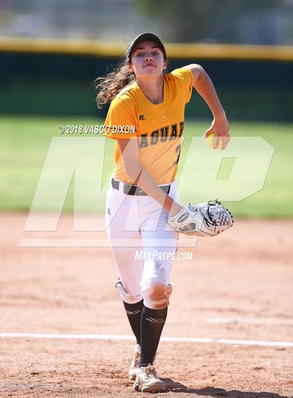 Thumbnail 3 in Saguaro vs. Browne photogallery.