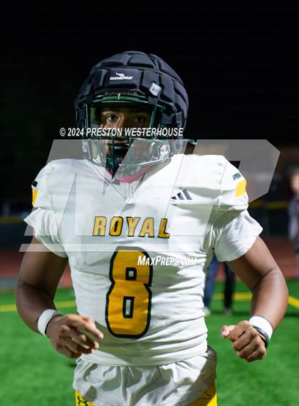 Thumbnail 2 in Royal @ Moorpark photogallery.