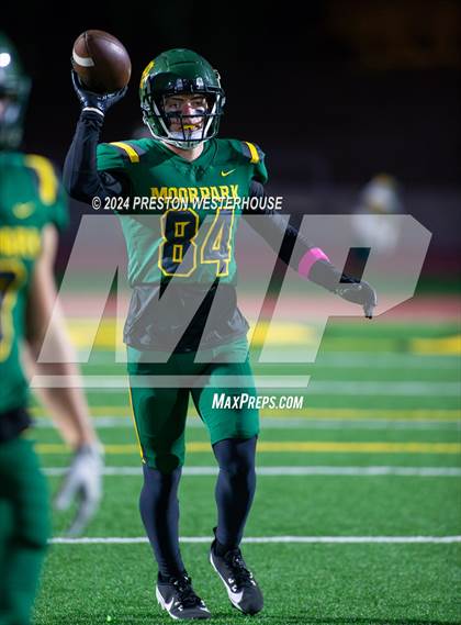 Thumbnail 3 in Royal @ Moorpark photogallery.