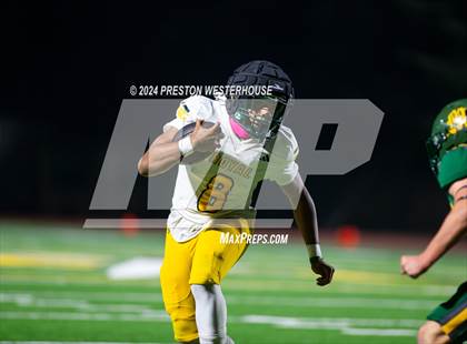 Thumbnail 3 in Royal @ Moorpark photogallery.