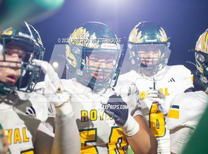 Thumbnail 2 in Royal @ Moorpark photogallery.
