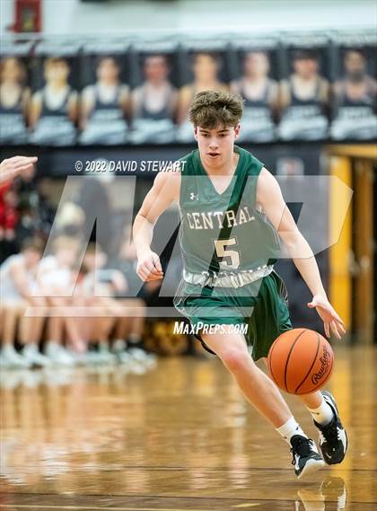 Thumbnail 3 in Canton Central Catholic @ Perry photogallery.