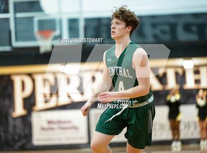 Thumbnail 3 in Canton Central Catholic @ Perry photogallery.