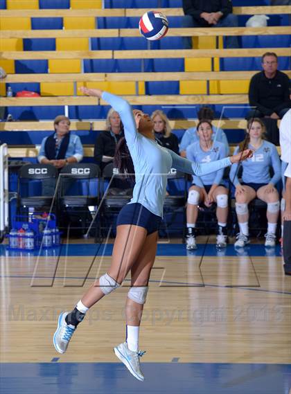Thumbnail 3 in Central Valley Christian vs. Valley Christian (CIF State D3 Final) photogallery.