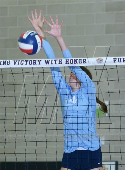 Thumbnail 3 in Central Valley Christian vs. Valley Christian (CIF State D3 Final) photogallery.