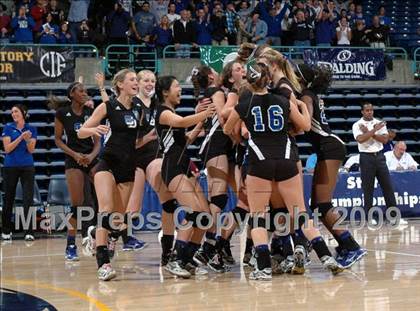 Thumbnail 3 in La Jolla Country Day vs Christian Brothers (CIF D4 State Final) photogallery.