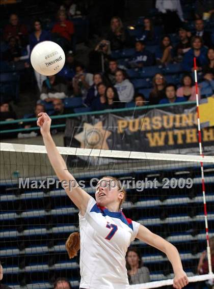 Thumbnail 3 in La Jolla Country Day vs Christian Brothers (CIF D4 State Final) photogallery.