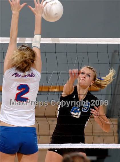 Thumbnail 2 in La Jolla Country Day vs Christian Brothers (CIF D4 State Final) photogallery.