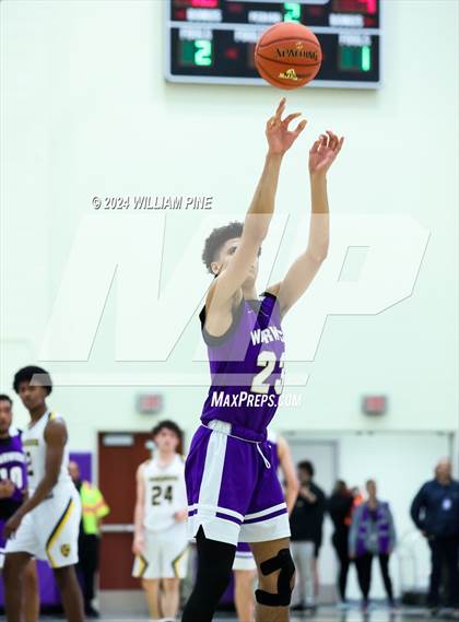 Thumbnail 2 in Warwick vs. Our Lady of Lourdes (Section 9 Class AA Final) photogallery.