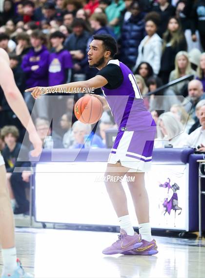 Thumbnail 1 in Warwick vs. Our Lady of Lourdes (Section 9 Class AA Final) photogallery.