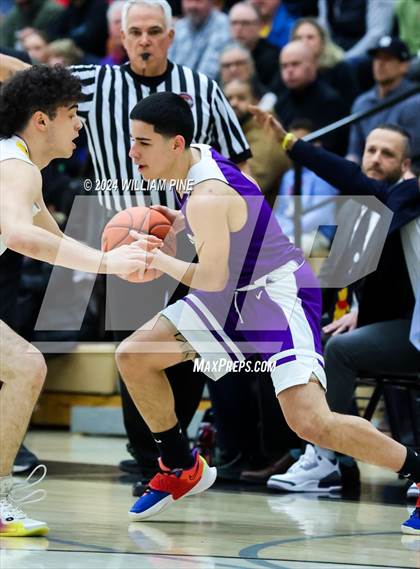 Thumbnail 3 in Warwick vs. Our Lady of Lourdes (Section 9 Class AA Final) photogallery.