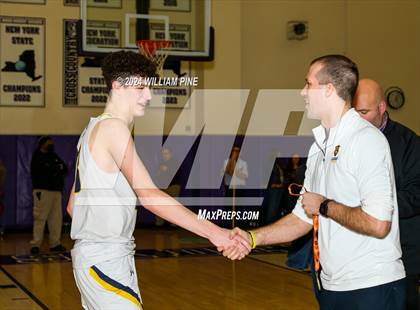 Thumbnail 2 in Warwick vs. Our Lady of Lourdes (Section 9 Class AA Final) photogallery.
