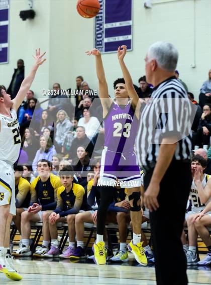 Thumbnail 1 in Warwick vs. Our Lady of Lourdes (Section 9 Class AA Final) photogallery.