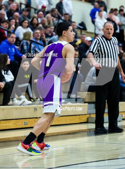 Thumbnail 1 in Warwick vs. Our Lady of Lourdes (Section 9 Class AA Final) photogallery.