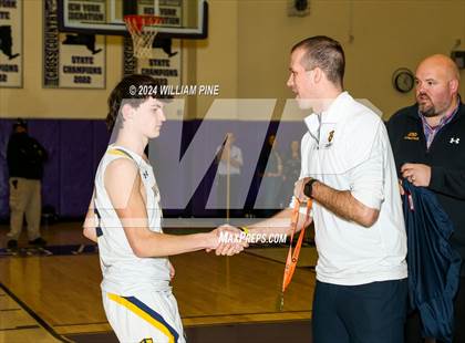 Thumbnail 2 in Warwick vs. Our Lady of Lourdes (Section 9 Class AA Final) photogallery.