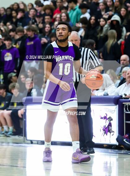 Thumbnail 2 in Warwick vs. Our Lady of Lourdes (Section 9 Class AA Final) photogallery.