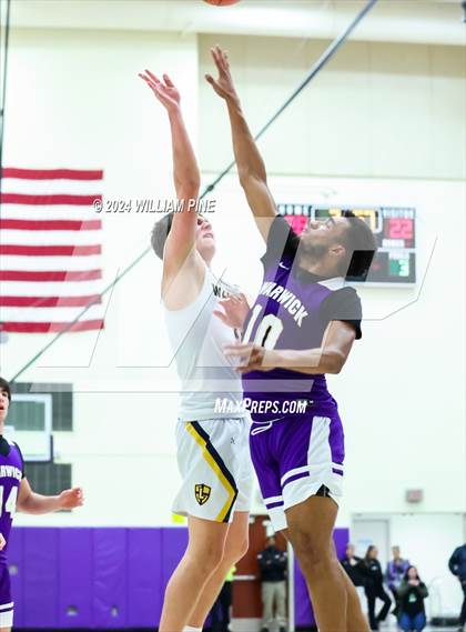 Thumbnail 1 in Warwick vs. Our Lady of Lourdes (Section 9 Class AA Final) photogallery.