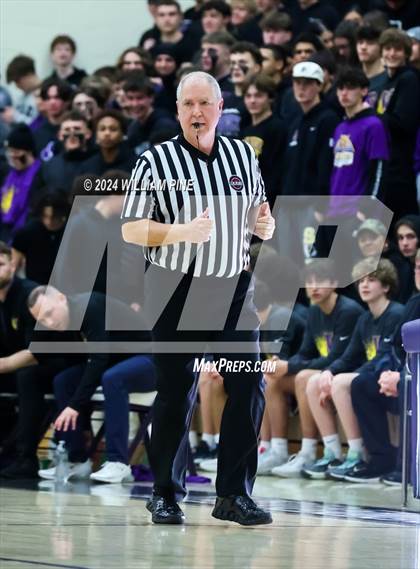 Thumbnail 2 in Warwick vs. Our Lady of Lourdes (Section 9 Class AA Final) photogallery.