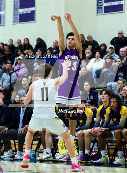 Thumbnail 3 in Warwick vs. Our Lady of Lourdes (Section 9 Class AA Final) photogallery.
